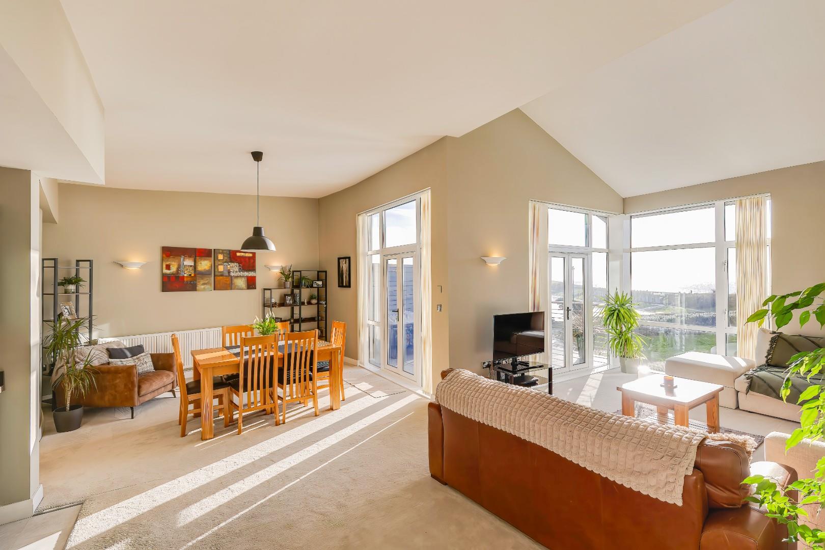 15 Y Cerigos, The Knap, Barry, CF62 6YU